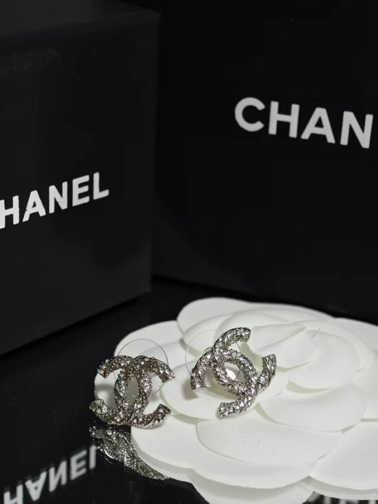 CHANEL· Jewelry - CHANEL Earring With Box